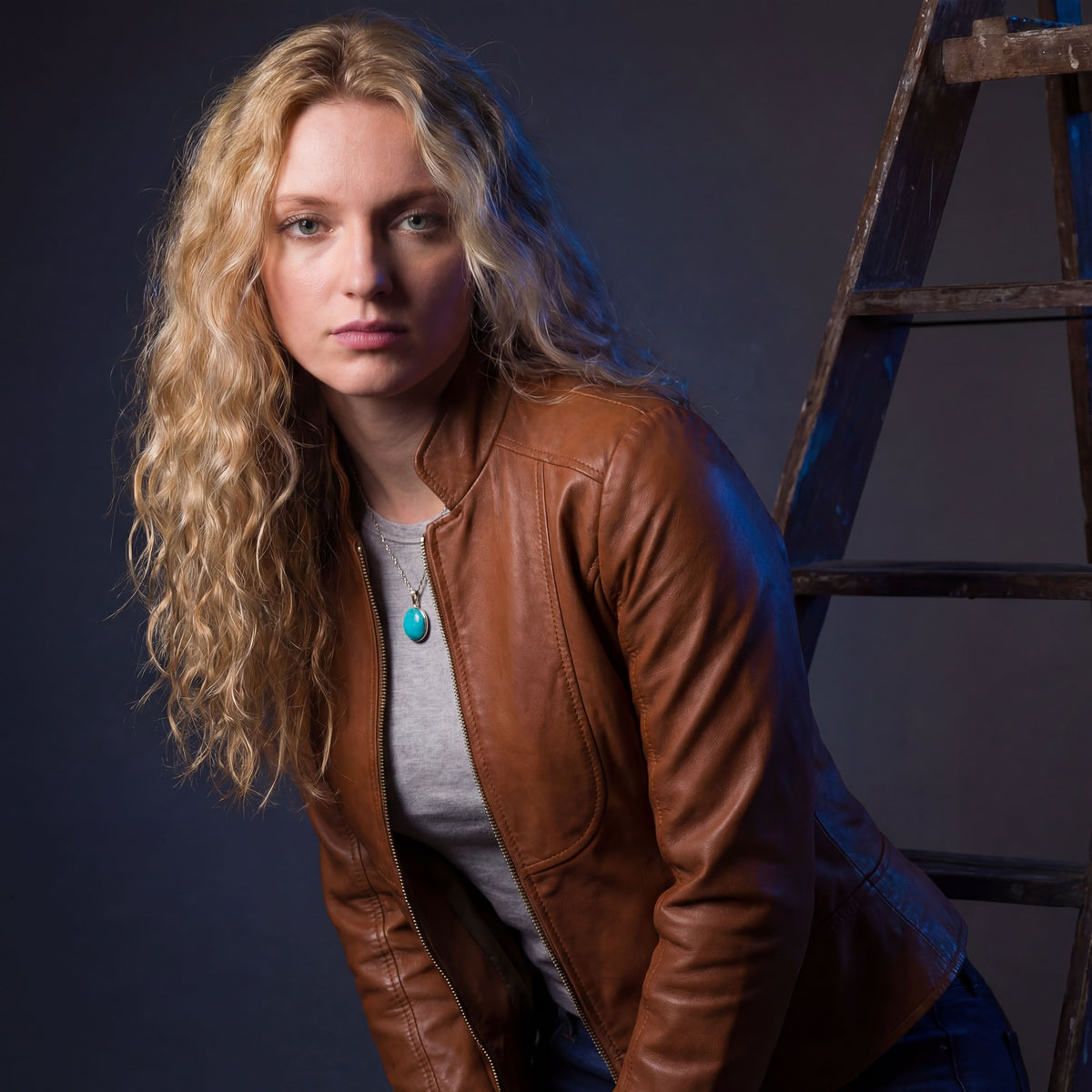 Vance Leathers 'Maya' Ladies Premium Soft Lightweight Brown Fitted Motorcycle Leather Jacket - Pic