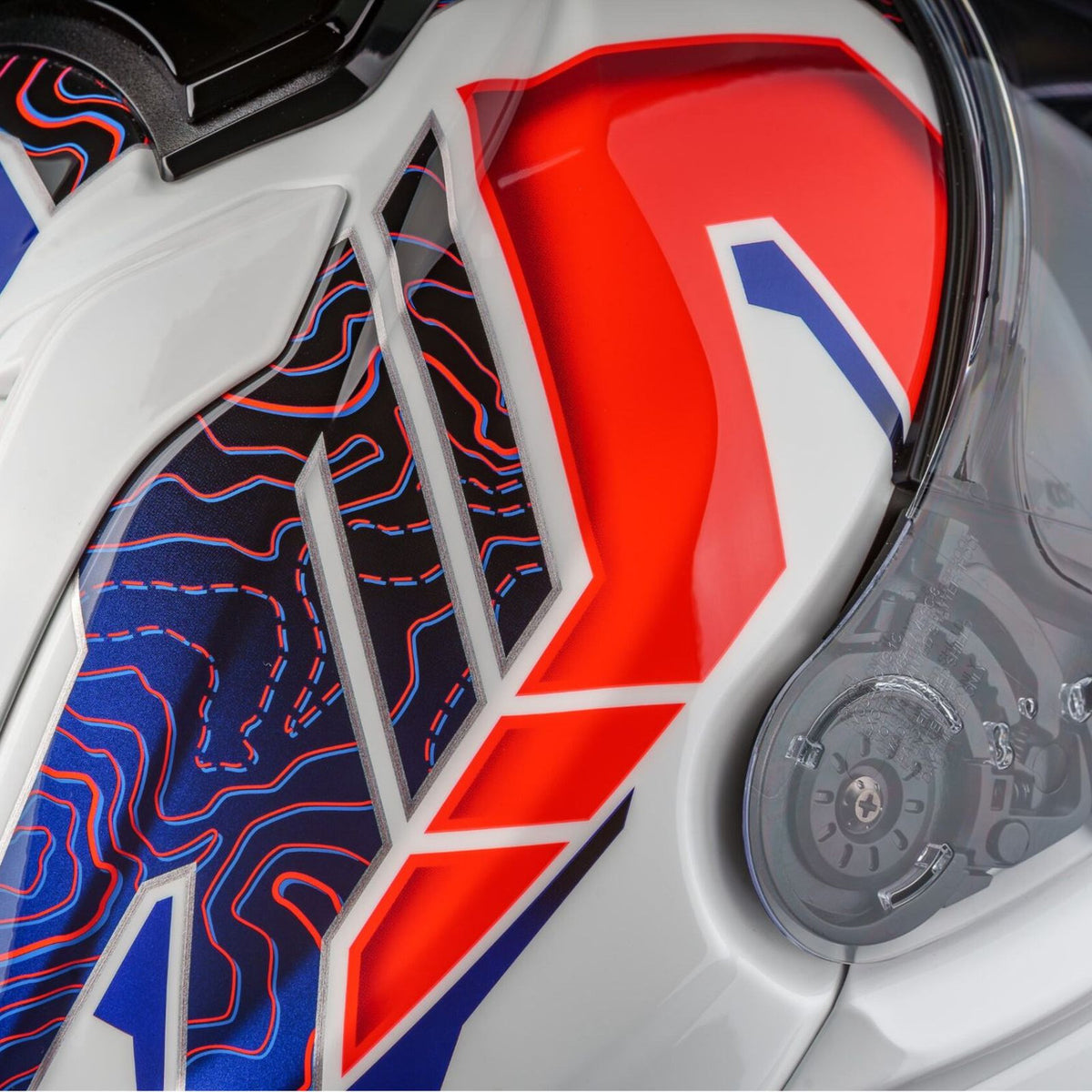 shoei-gt-air-3-hike-full-face-motorcycle-helmet-detail-5